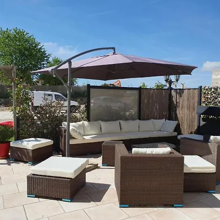 Spacious Holiday In With Jacuzzi Ferienhaus